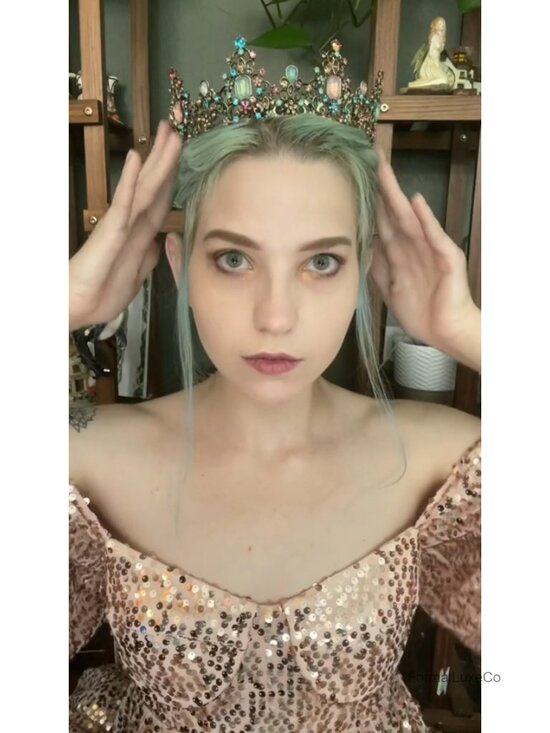 Baroque Queen Crown with Multicolored Crystal Hair Accessory for Weddings Prom
